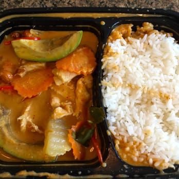 Red Elephant - Masaman Curry - Lunch $7.99 - Thai Near Me - Marietta, Georgia Red Elephant - Masaman Curry - Lunch $7.99 - Thai Near Me - Marietta, Georgia