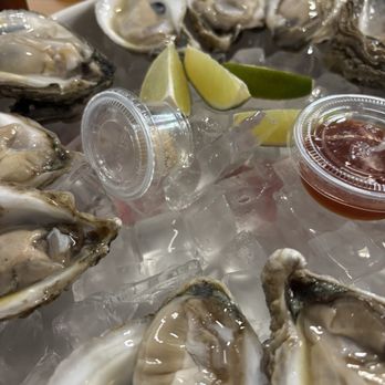Drunken Lobster - Oysters - Vietnamese Near Me - Houston, Texas