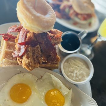 Maple Bacon Restaurant - American Near Me - Plano, Texas