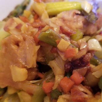 Lily's Vegan Pantry - Vegan Ginger Chicken with fresh turmeric, ginger, asparagus and onion - Health Markets Near Me - New York, New York Lily's Vegan Pantry - Vegan Ginger Chicken with fresh turmeric, ginger, asparagus and onion - Health Markets Near Me - New York, New York