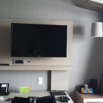 Courtyard by Marriott Toronto Northeast/Markham - desk space and tv - Hotels Near Me - Markham, Ontario Courtyard by Marriott Toronto Northeast/Markham - desk space and tv - Hotels Near Me - Markham, Ontario