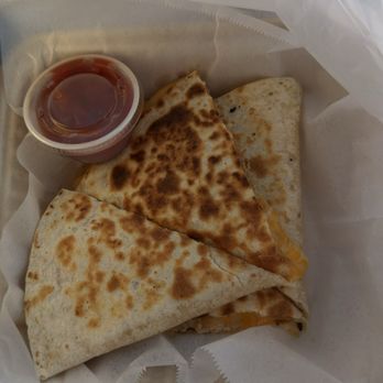 The Mammoth Smoke Shack - quesadilla with pork - Breakfast & Brunch Near Me - Mammoth Lakes, California