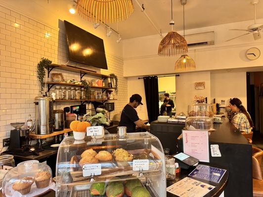 Phinista Cafe by null