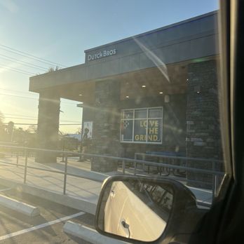 Dutch Bros Coffee - Juice Bars & Smoothies Near Me - Winter Park, Florida