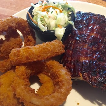 Applebee's Grill + Bar - Pork ribs, coleslaw and onion rings - Sports Bars Near Me - Southfield, Michigan Applebee's Grill + Bar - Pork ribs, coleslaw and onion rings - Sports Bars Near Me - Southfield, Michigan
