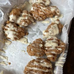 High Knob Inn - Chicken wings with barely any sauce