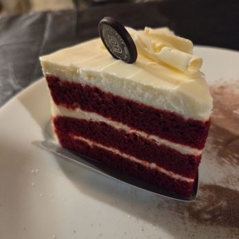 Paris Baguette - Red Velvet cake - Bakeries Near Me - Dublin, California Paris Baguette - Red Velvet cake - Bakeries Near Me - Dublin, California