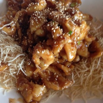 Jade Eatery And Lounge - I like the sesame chicken more for sure! - Asian Fusion Near Me - Forest Hills, New York