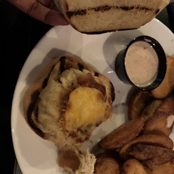 Hell's Kitchen - I got shredded cheese on my crab cake, it was really good! - New American Near Me - Norfolk, Virginia Hell's Kitchen - I got shredded cheese on my crab cake, it was really good! - New American Near Me - Norfolk, Virginia