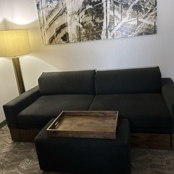 SpringHill Suites by Marriott Fairfax Fair Oaks - Sofa bed trundle - Hotels Near Me - Fairfax, Virginia SpringHill Suites by Marriott Fairfax Fair Oaks - Sofa bed trundle - Hotels Near Me - Fairfax, Virginia