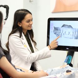 Manhattan Bridge Orthodontics - Invisalign Teeth iTero Scan at Manhattan Bridge Orthodontics
