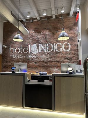 Hotel Indigo Boston Garden, an IHG Hotel by null