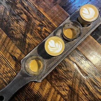 Revolver - Coffee & Tea Near Me - Vancouver, British Columbia