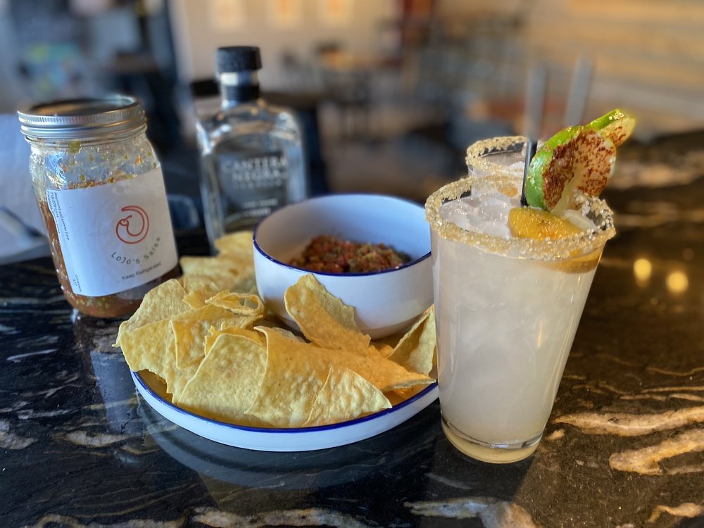 ULTRA FLAT BLACK GALLERY & LOUNGE Updated October 2024 603 w