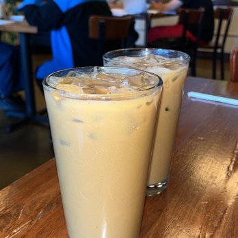 Cafe Calle - Iced Lattes with Oat Milk, Lavender and Vanilla - Coffee & Tea Near Me - Los Angeles, California Cafe Calle - Iced Lattes with Oat Milk, Lavender and Vanilla - Coffee & Tea Near Me - Los Angeles, California