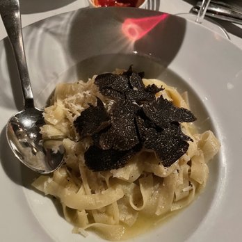 Crossroads Kitchen - Fettuccine & Truffles (GFO) - Vegan Near Me - Los Angeles, California
