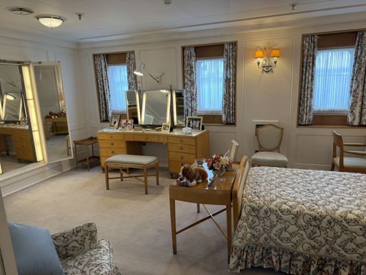 The Royal Yacht Britannia by null