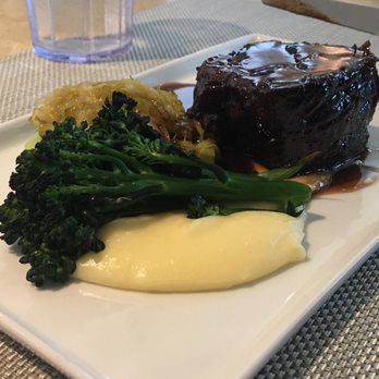 Oracle Cafe 300 - Beef Shortribs - Coffee & Tea Near Me - Redwood City, California