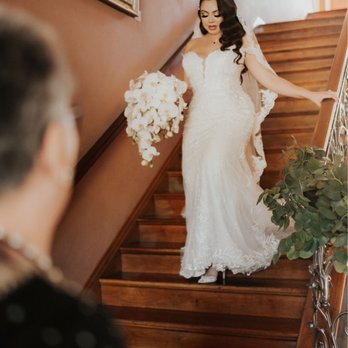 Candi’s Flowers - Florists Near Me - Pomona, California