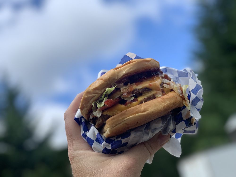 MOUNTAIN HIGH HAMBURGERS Updated July 2024 93 Photos & 176 Reviews