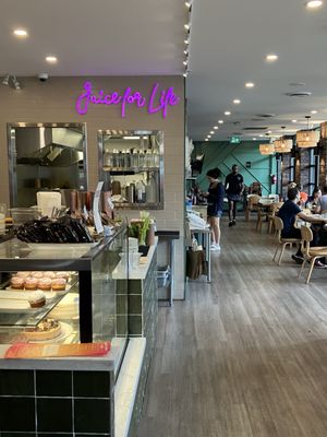 FRESH KITCHEN + JUICE BAR - Updated January 2026 - 308 Photos & 361 Reviews - 386 Bloor Street W ...