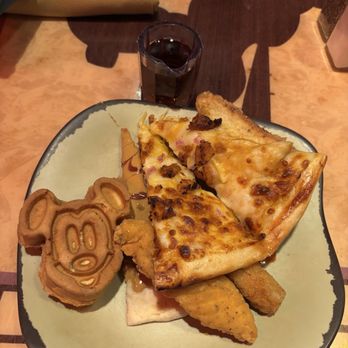 Goofy's Kitchen - American Near Me - Anaheim, California Goofy's Kitchen - American Near Me - Anaheim, California