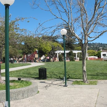 Veterans Memorial Park - Parks Near Me - Albany, California Veterans Memorial Park - Parks Near Me - Albany, California