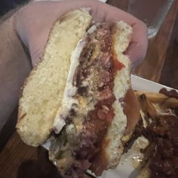 Side view of Southern Burger