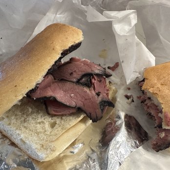 Pastrami Queen - Pastrami on club - Restaurants Near Me Pastrami Queen - Pastrami on club - Restaurants Near Me