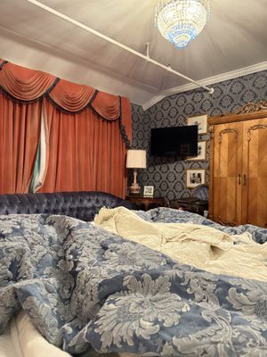 Grand Hotel by null