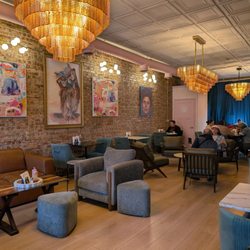 Pink Owl Cafe - Dining room