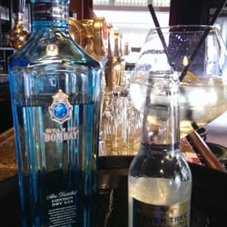 De Bruine Pij - Exclusieve Gin & tonuc kaart. Met een speciaal assortiment