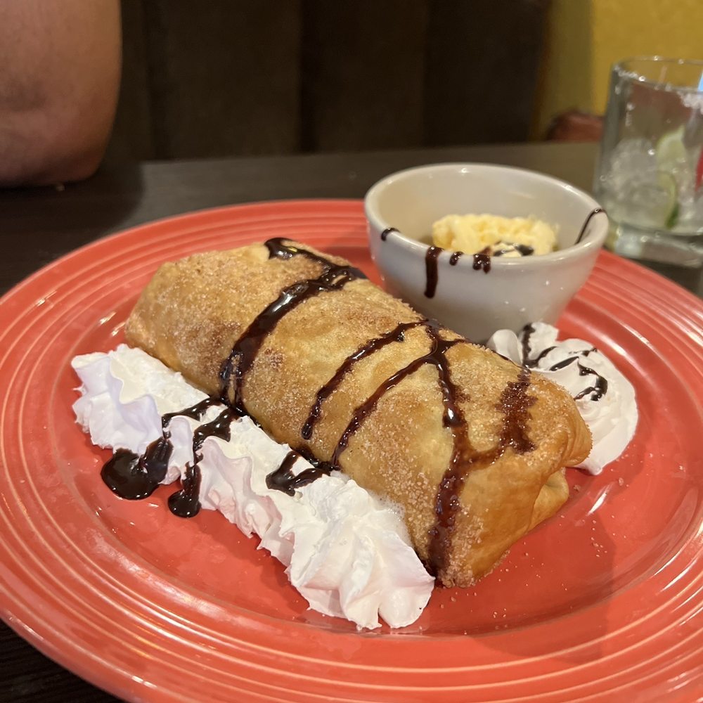 Don Perico Restaurant And Bar - The Apple Pie chimichanga was surprisingly delicious - Bars Near Me - Tehachapi, California