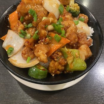Red Chilli - 19. General Tso's Chicken Bowl - Chinese Near Me - Redlands, California Red Chilli - 19. General Tso's Chicken Bowl - Chinese Near Me - Redlands, California