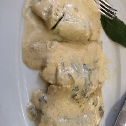 La Valle - Ravioli too thick and gloppy, couldn't finish - dessert, food - Italian Near Me - Munich, BY