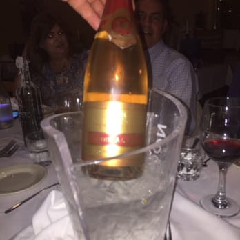 Naples 15 - Italian Near Me - Madison, Wisconsin