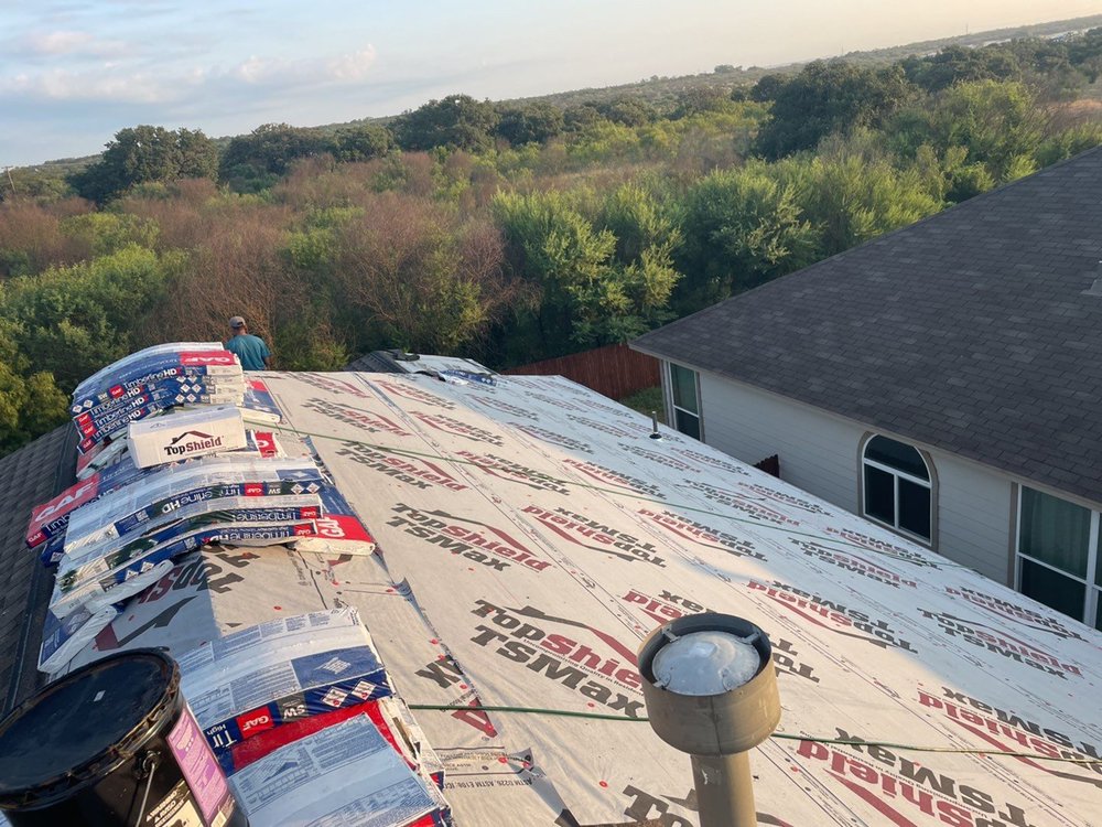 Slide of Daveo’s Roofing