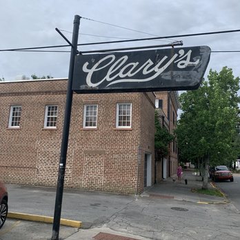 Clary's Cafe - Restaurant sign at front entrance - Breakfast & Brunch Near Me - Savannah, Georgia Clary's Cafe - Restaurant sign at front entrance - Breakfast & Brunch Near Me - Savannah, Georgia