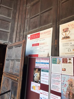 Valencia Cathedral by null