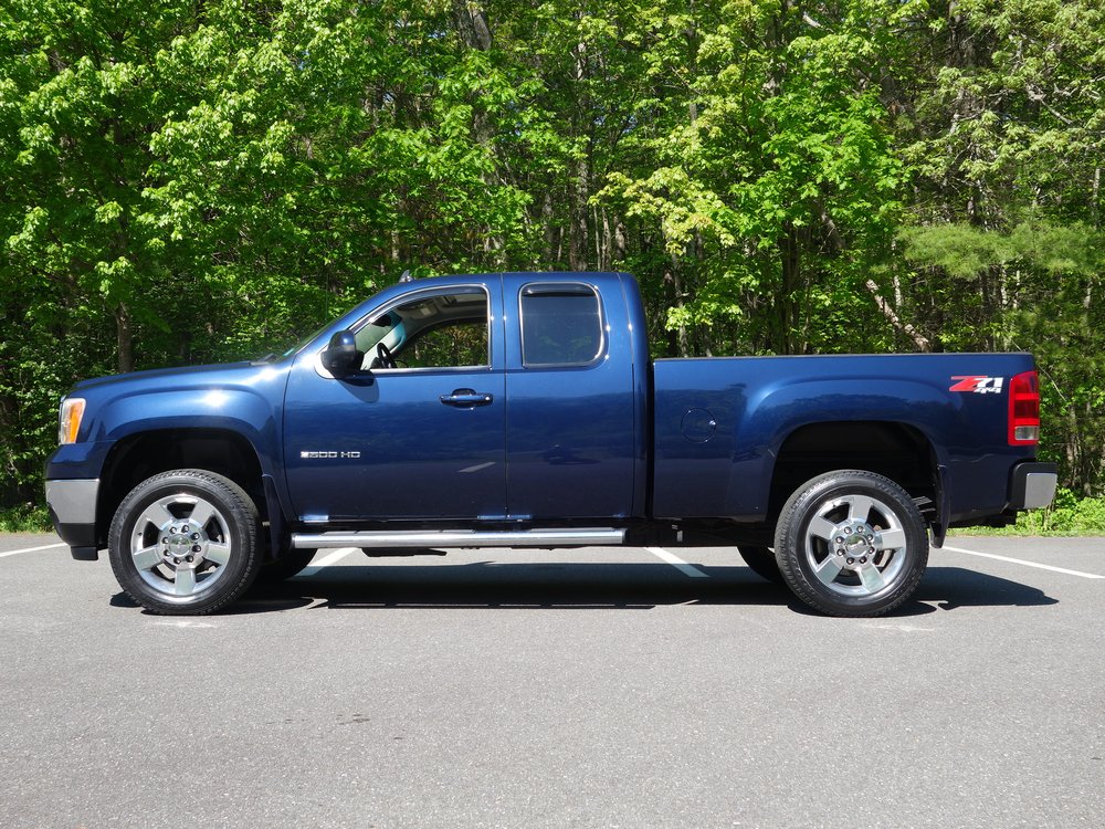 AUTO MART Updated May 2024 23 Photos 53 S Main St, Derry, New