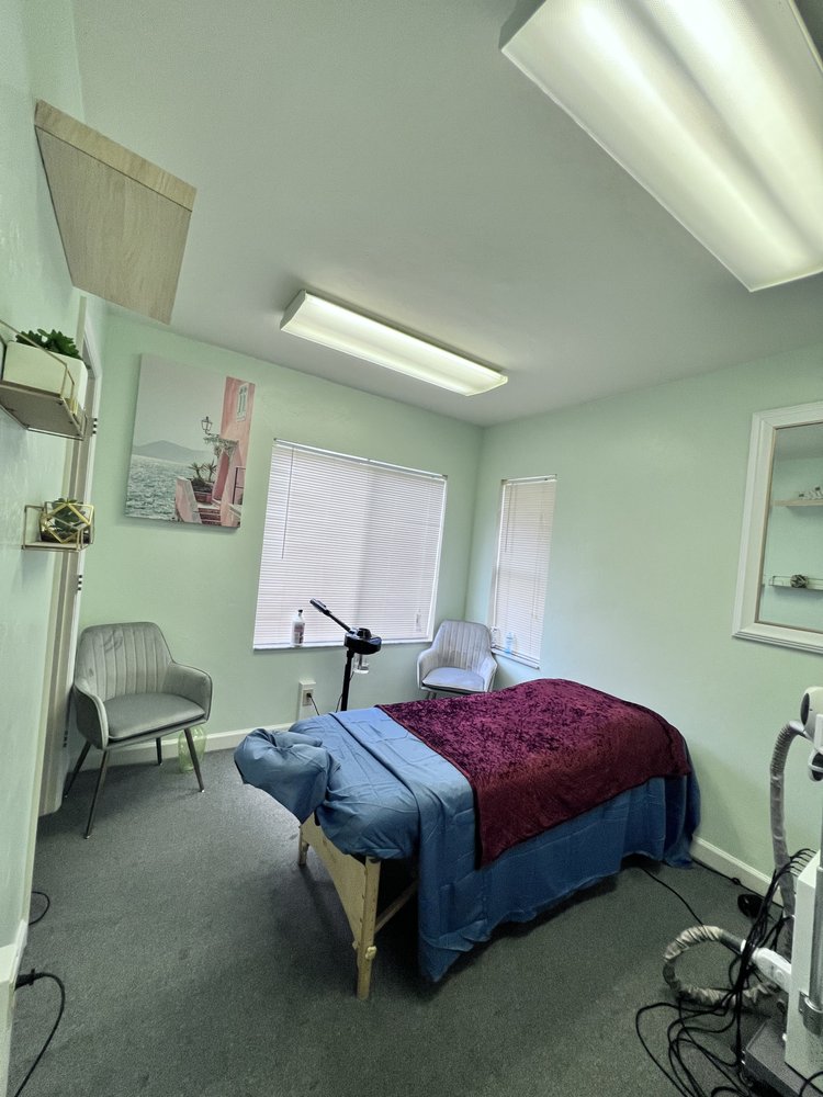 JUST BREATHE MASSAGE AND BODYWORK Updated June 2024 2606 NW 6th St