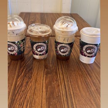 Island Vintage Coffee - Mauna Kea iced coffee x2, caramel macchiato, hosehouse coffee - Coffee & Tea Near Me - Wailea, Hawaii Island Vintage Coffee - Mauna Kea iced coffee x2, caramel macchiato, hosehouse coffee - Coffee & Tea Near Me - Wailea, Hawaii