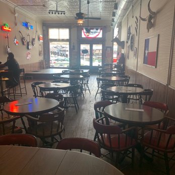 Schultz Saloon - Bars Near Me - Seguin, Texas