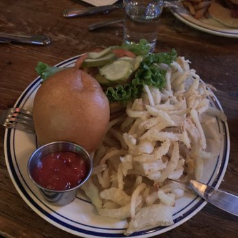 East Harlem Bottling - Cheeseburger - Beer Bar Near Me - New York, New York East Harlem Bottling - Cheeseburger - Beer Bar Near Me - New York, New York