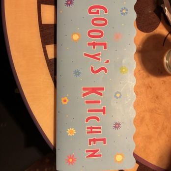 Goofy's Kitchen - American Near Me - Anaheim, California