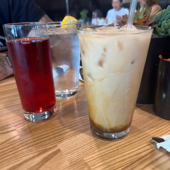 BB Cafe & Catering - Iced vanilla latte and cranberry juice - Cafes Near Me - Burbank, California
