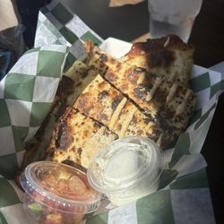 Roc Dilla - Chicken quesadilla with peppers and onions