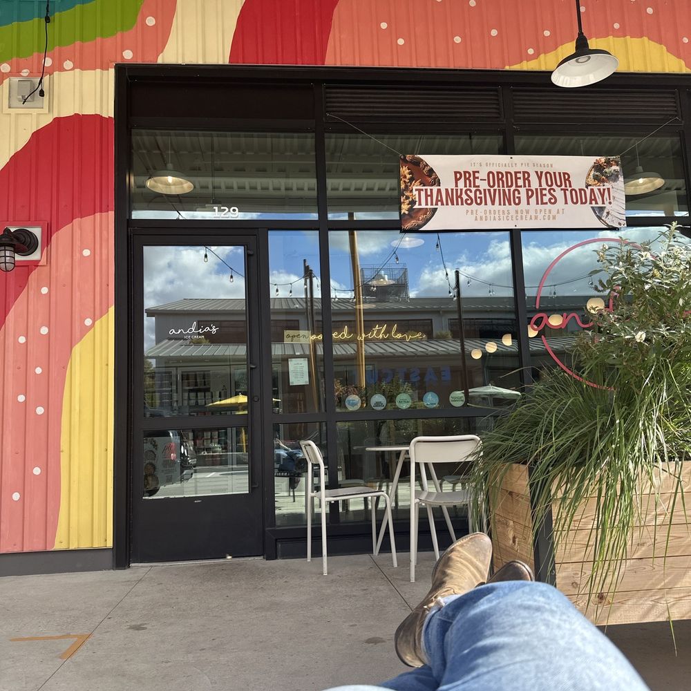 Andia’s Ice Cream - Front entrance - Ice Cream & Frozen Yogurt Near Me - Raleigh, North Carolina