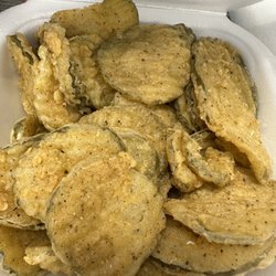 RuChDa Wings - Fried pickles