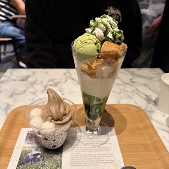 Nana's Green Tea - Hojicha Soft Serve with mochi balls, Matcha Warabimochi Parfait - Cafes Near Me - Pasadena, California
